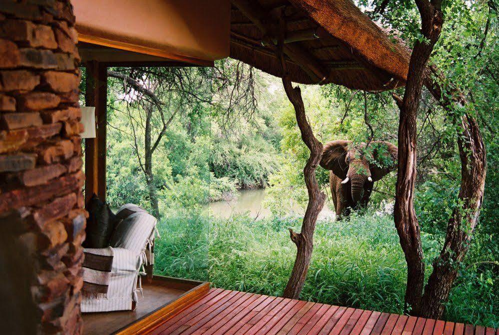 Sanctuary Makanyane Safari Lodge Madikwe Game Reserve Exterior photo